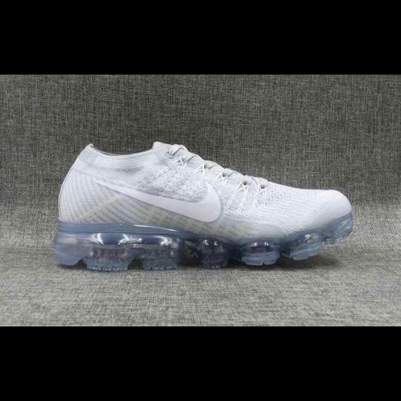 nike vapormax all white